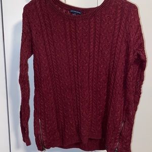 Women’s American Eagle Sweater